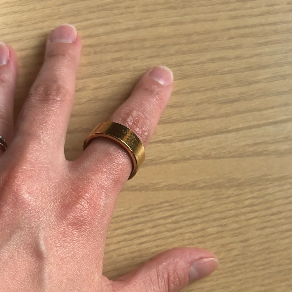 Gold Band Smart Ring